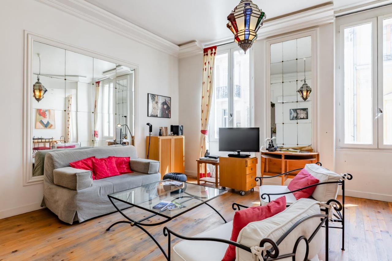 Appartement De Grand Standing, Joliment Decore マルセイユ エクステリア 写真