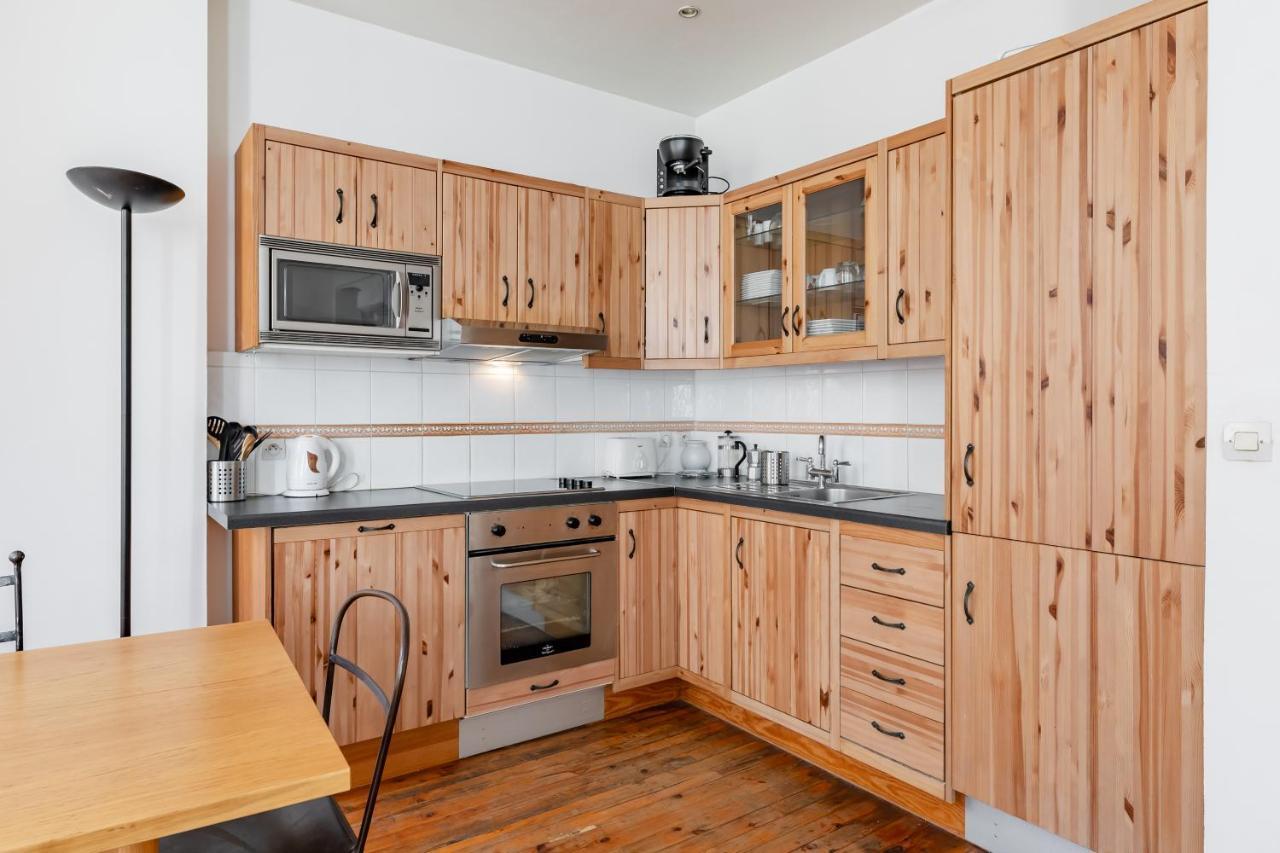 Appartement De Grand Standing, Joliment Decore マルセイユ エクステリア 写真
